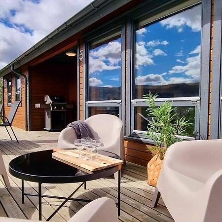 Kirkjubraut - Church Street Villa Talknafjordur Екстериор снимка