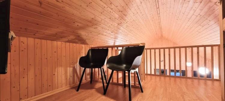 Kirkjubraut - Church Street Villa Talknafjordur Екстериор снимка