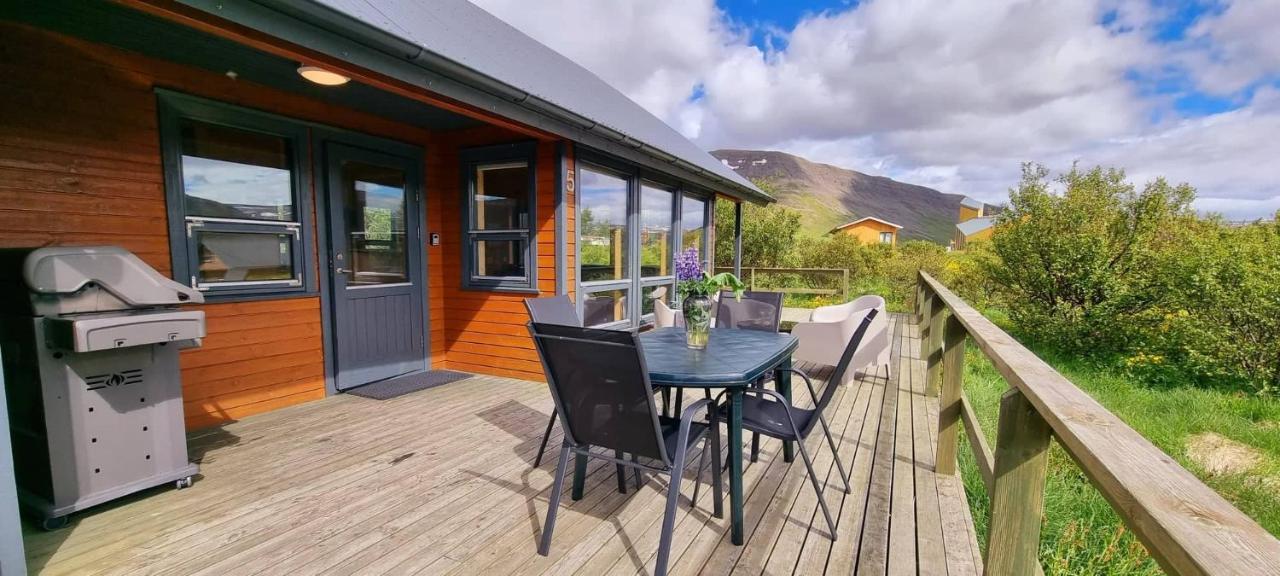 Kirkjubraut - Church Street Villa Talknafjordur Екстериор снимка