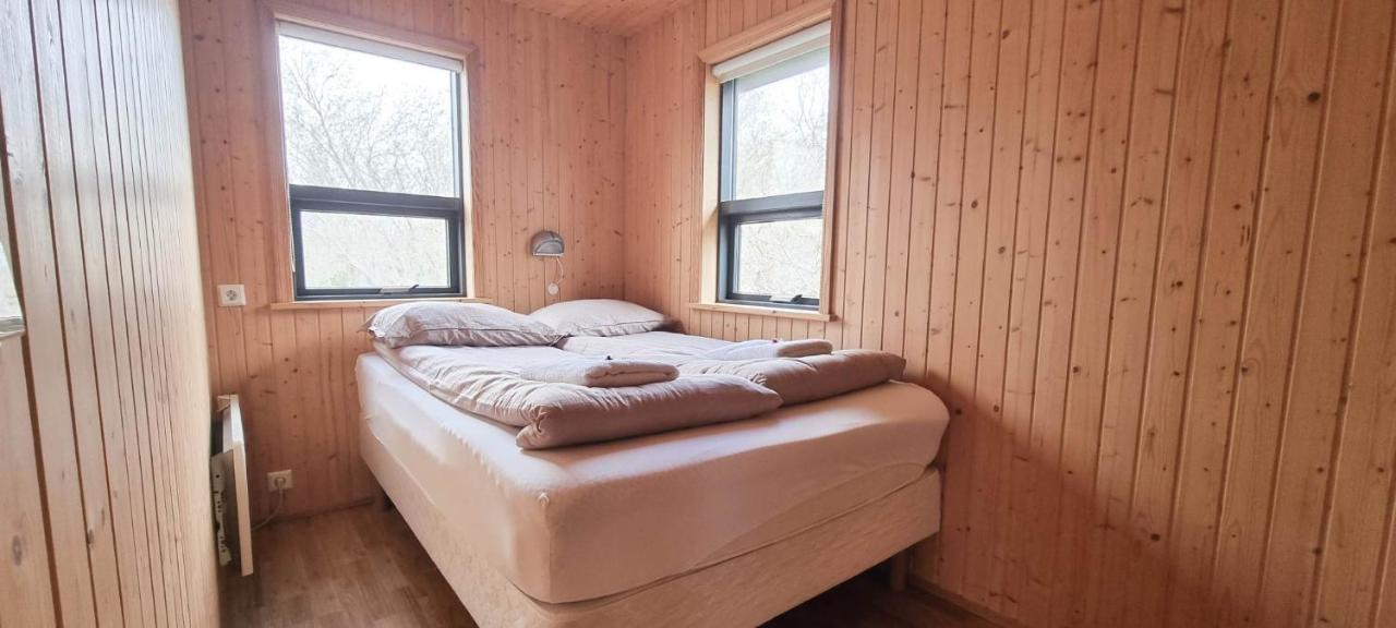Kirkjubraut - Church Street Villa Talknafjordur Екстериор снимка